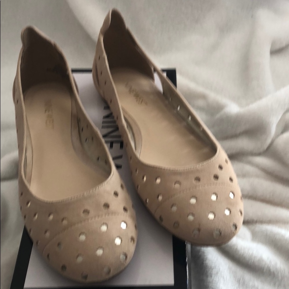 Nine West Women’sMarie Suede Ballet Flat